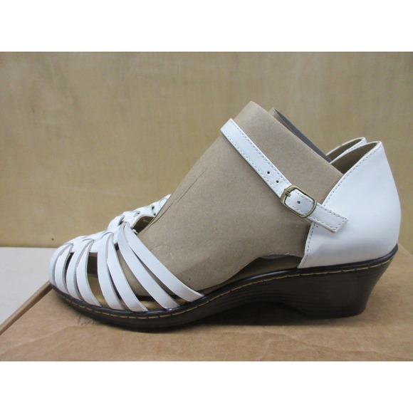 NWT Softspots Women's Tatianna White Sandals Size 10 - Picture 2 of 5